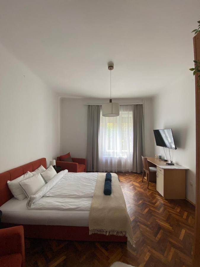 Flora Apartment ノヴィ・サド エクステリア 写真